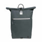 Vorderansicht des dunkelgrauen FUCHS und REBELL PIET Rolltop Rucksacks